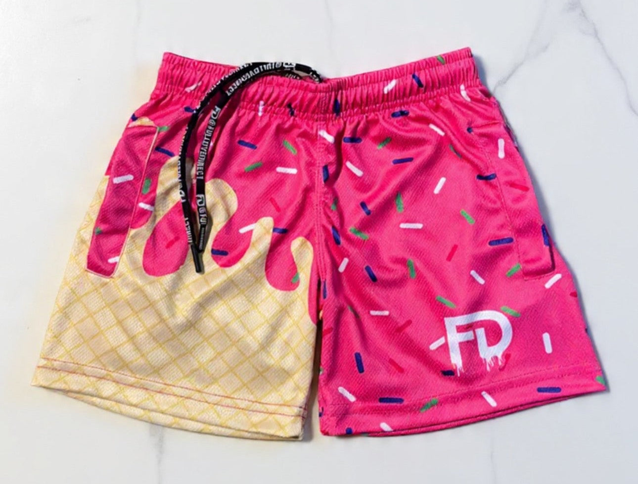 FD Melt Mode Strawberry Drip Shorts – 5” Inseam